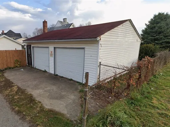 Garfield Ave SW, Canton, OH 44706