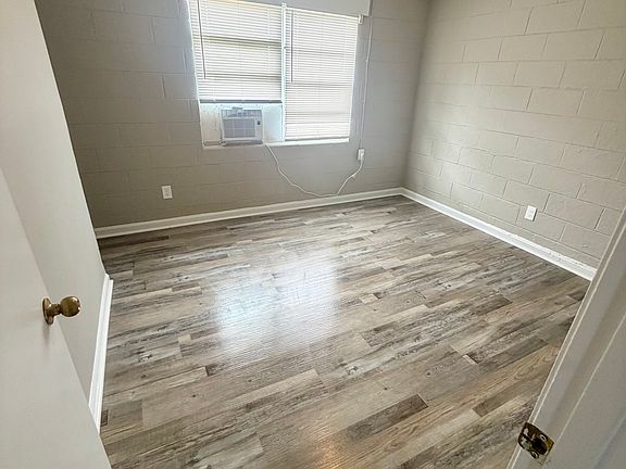 4th image of 760 Illges Rd APT 22