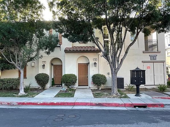 136 W Saltillo Ln