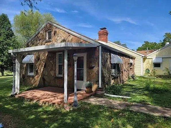 3201 W Page St, Springfield, MO 65802