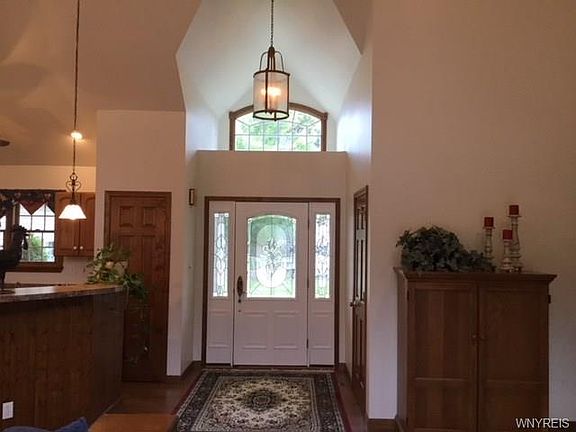 2nd image of 17 Woodshire S