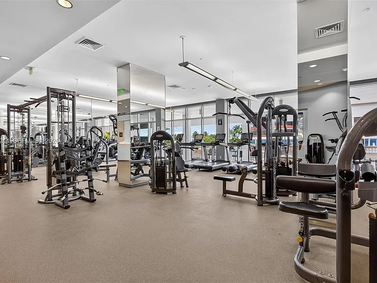 10275 Collins Ave #1521 — Photo 45