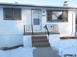 10934 Prairie Village Dr, Omaha, NE 68144