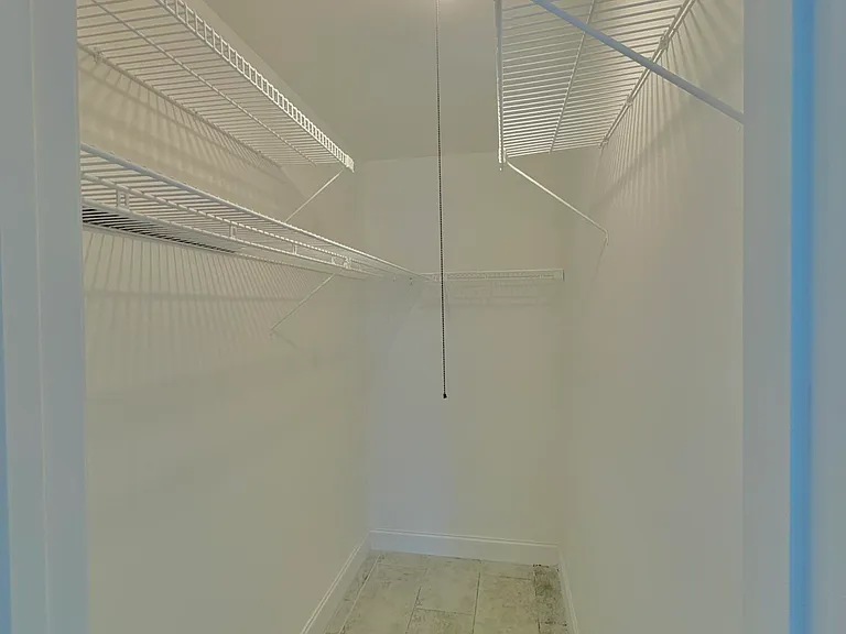 239 Sussex L — Photo 12