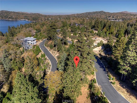 5th image of 115 Mill Pond Rd