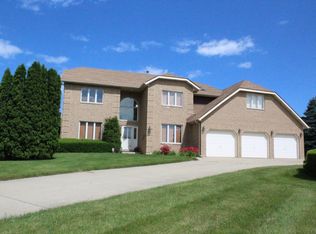 513 Widgeon Ln, Bloomingdale, IL 60108