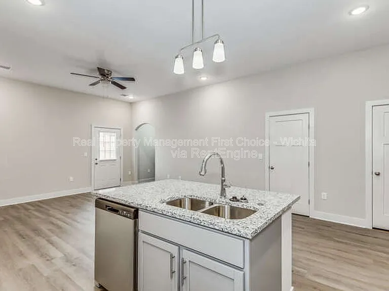 3410 W 45th St S — Photo 13
