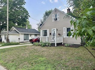 248 Crown St SW, Wyoming, MI 49548