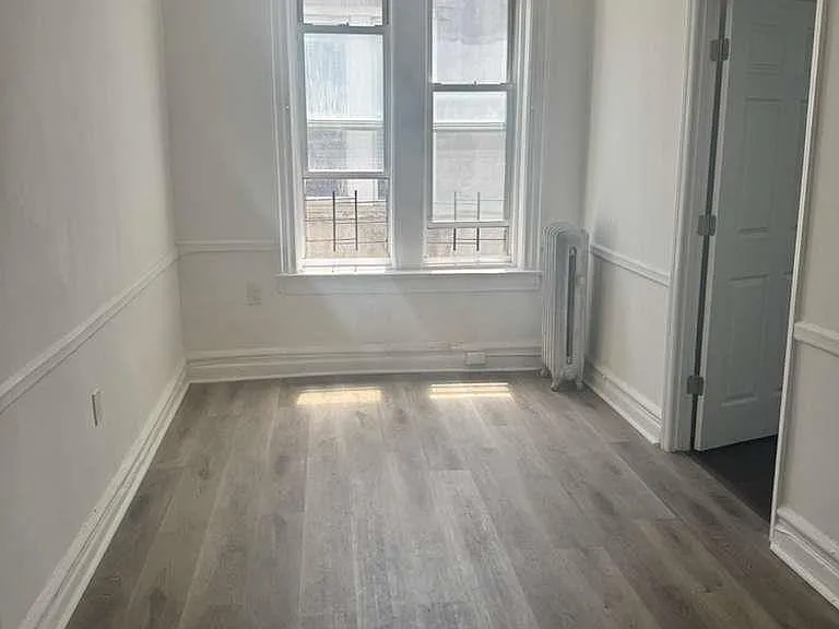 317 E 96th St #4 — Photo 8