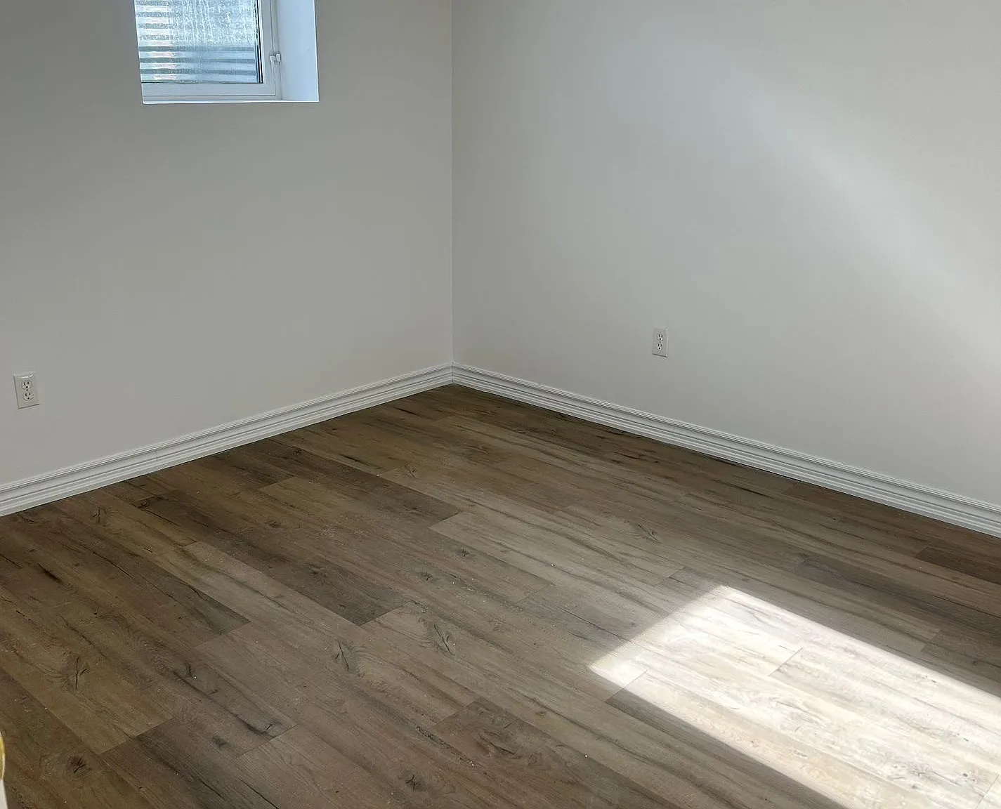 2 bed, $1,900 — Photo 3