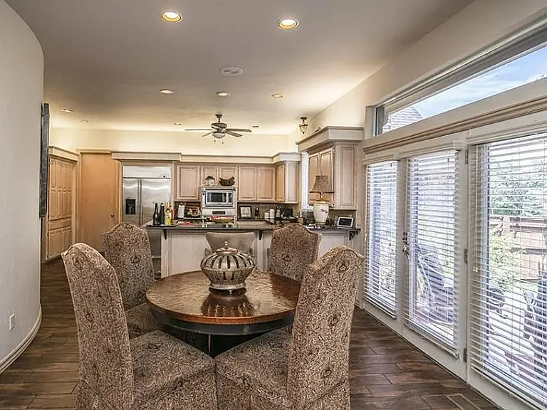 716 Fox Bend Trl — Photo 26