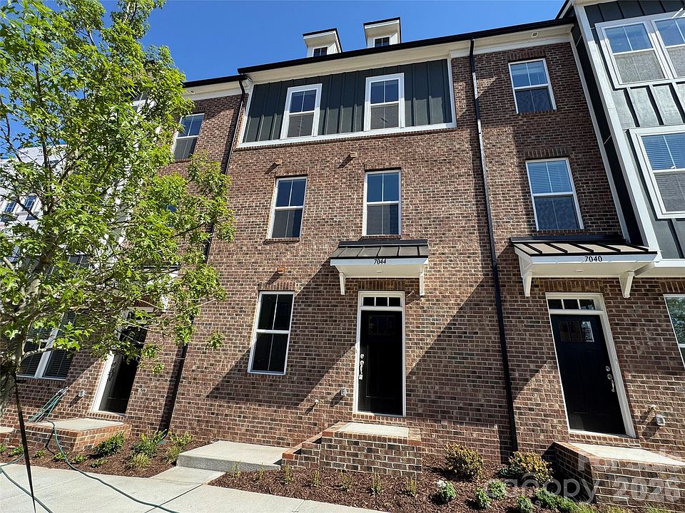 1st image of 7044 Westrow Ave