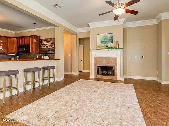 4th image of 725 Copper Meadows Blvd