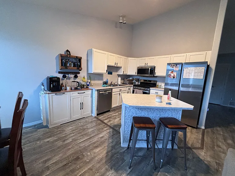 209 Dailey Ave #13 — Photo 8
