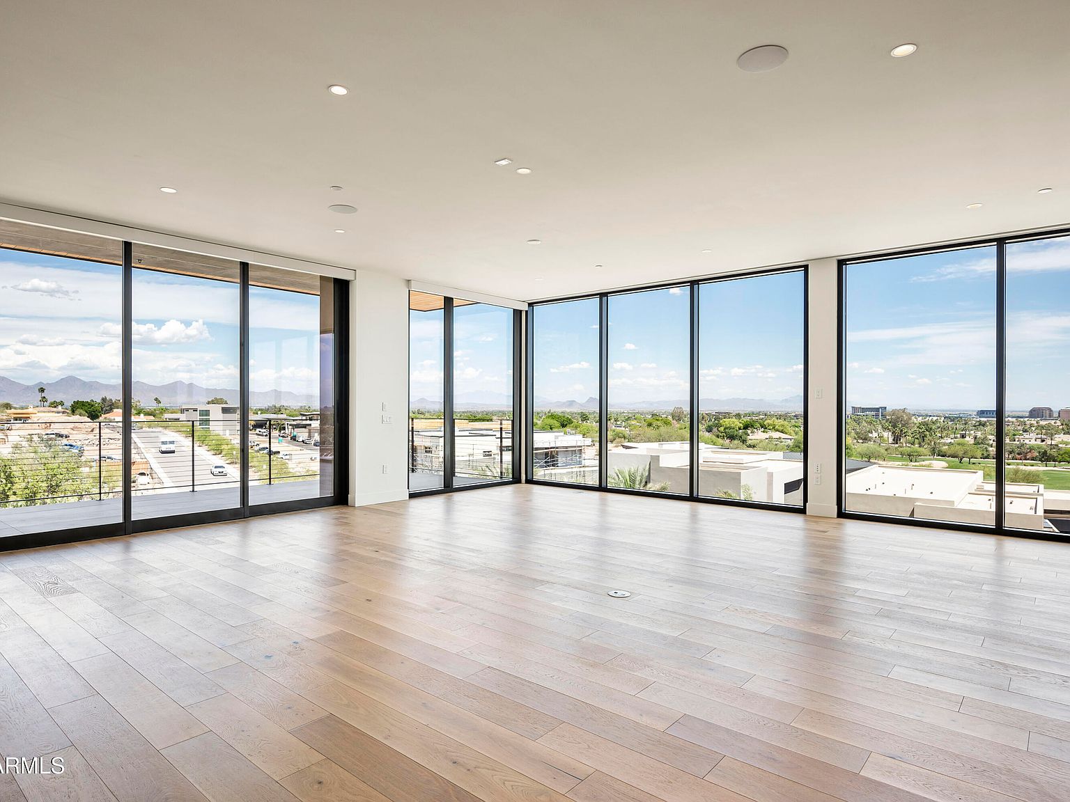 5000 N Camelback Ridge Rd #410