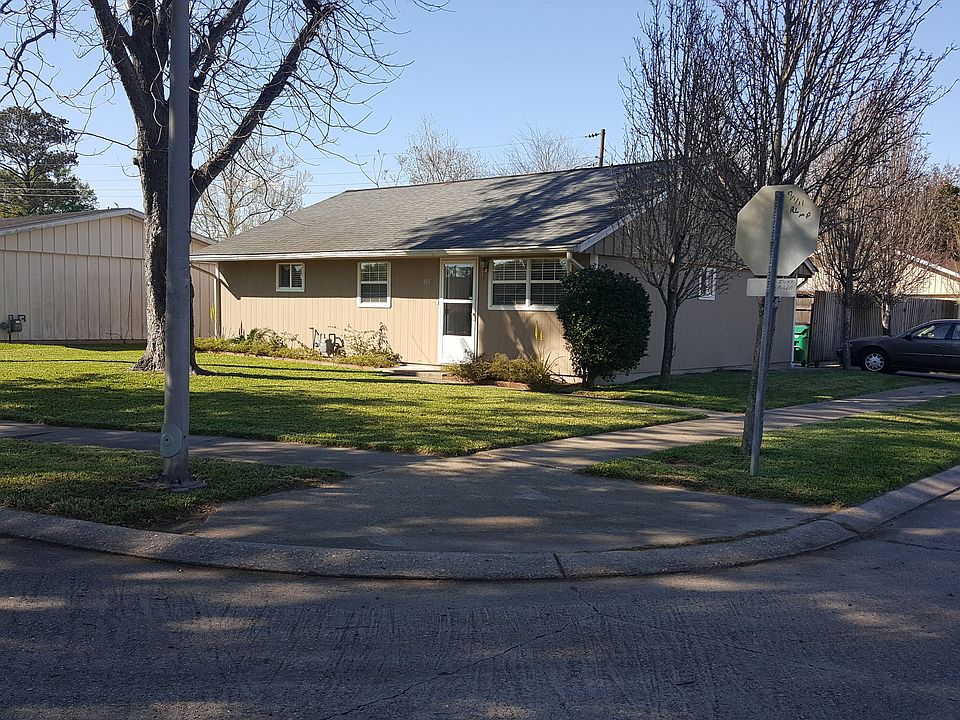 1st image of 100 Felicia Dr