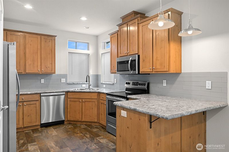 3rd image of 4672 Birch Bay Lynden Road #86