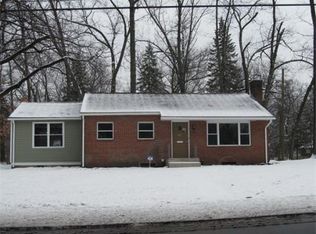 881 Roosevelt Ave, Springfield, MA 01109