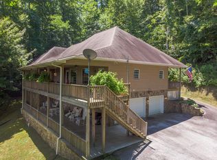 1838 Coman Rd, Franklin, NC 28734
