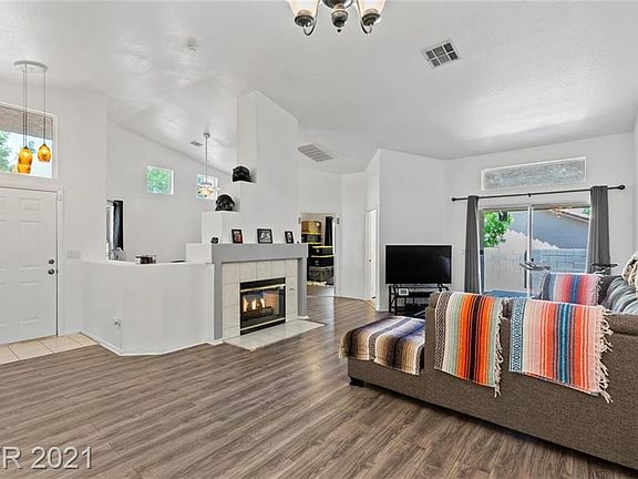 5th image of 3412 Avonmore St Unit 103