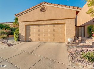 1054 E Shangri La Rd, Phoenix, AZ 85020