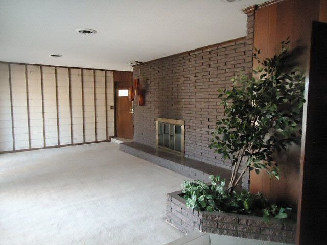 2nd image of 4989 Cleveland Rd