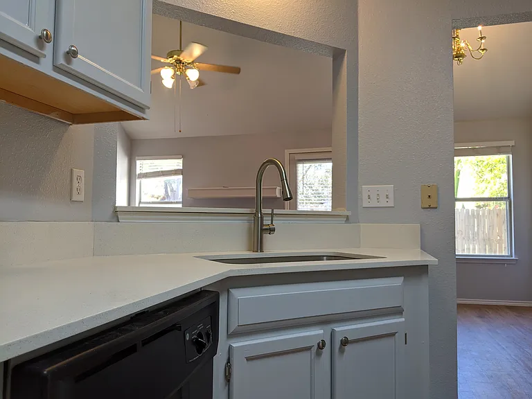 1702 Southwestern Trl — Photo 8