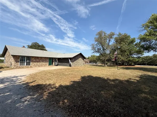 22 Donna Ln, Shawnee, OK 74801