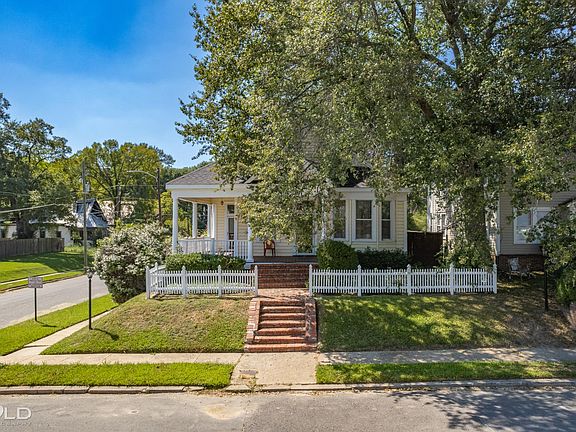 5th image of 1724 Creswell Ave
