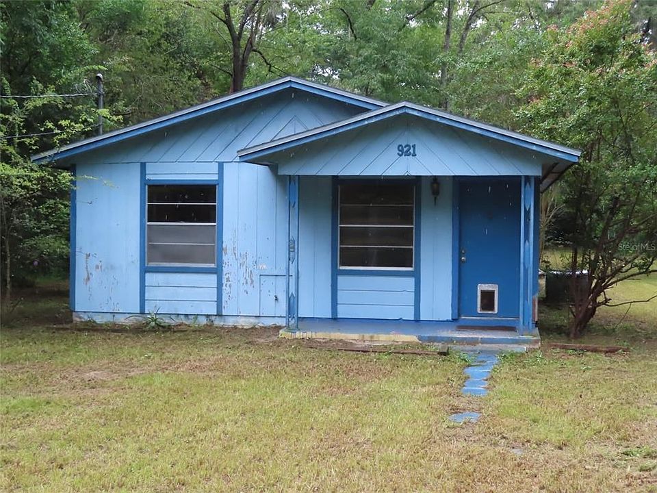 1st image of 921 NW 33rd Ave