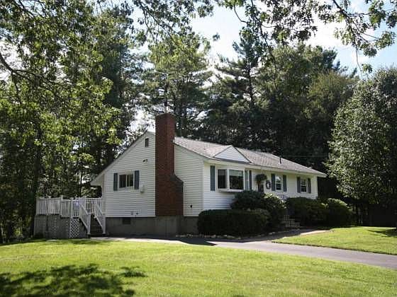 1st image of 24 Newport Dr