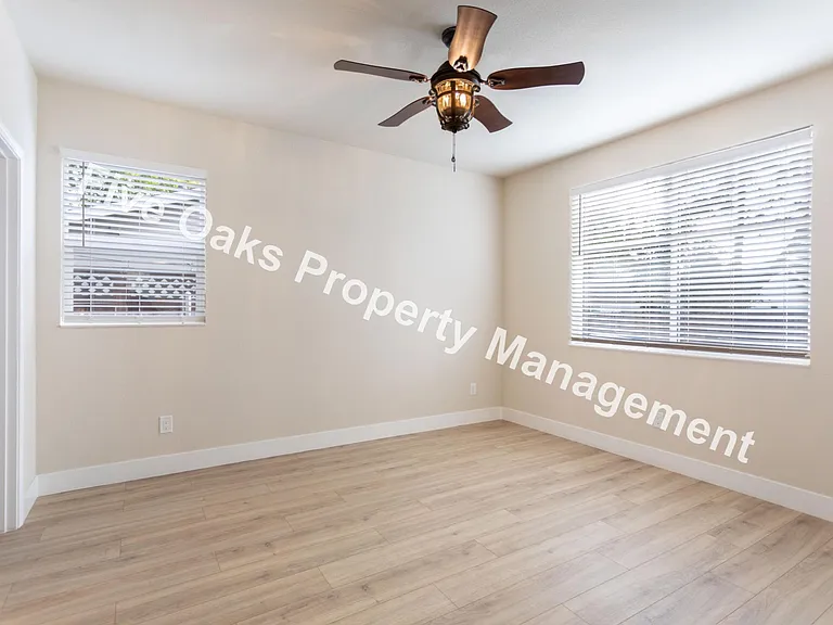 811 1/2 Natoma St — Photo 12
