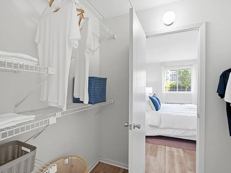 Residences at Lakeside — Photo 30
