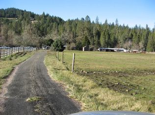 5811 Little River Rd, Glide, OR 97443
