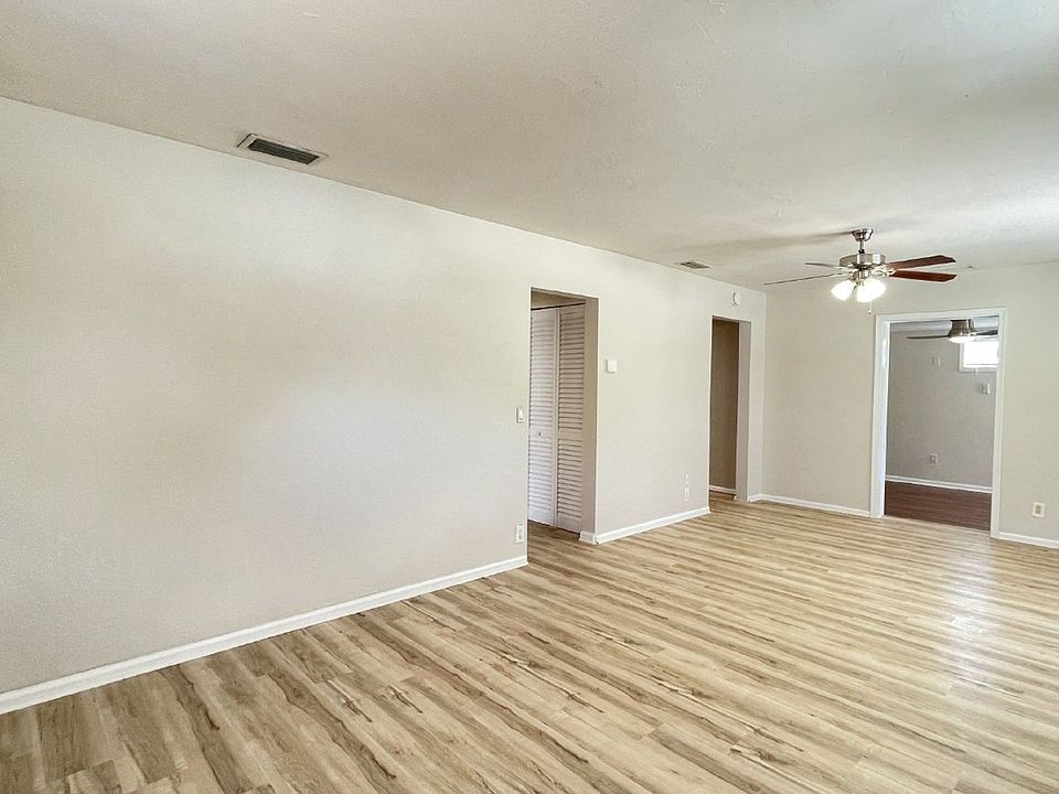 1st image of 116 E Central Blvd