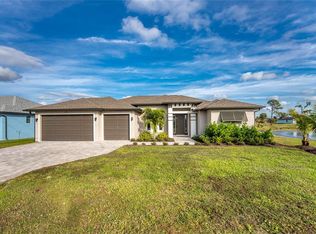 855 Rotonda Cir, Rotonda West, FL 33947