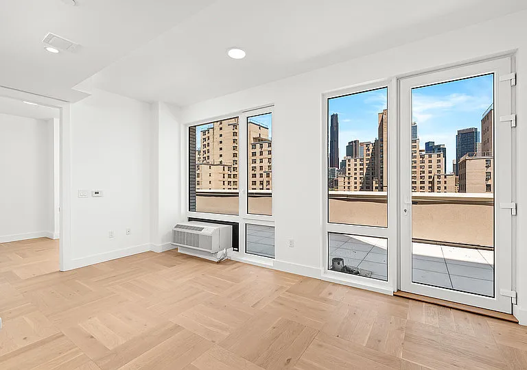 526 Baltic St #11Z — Photo 6