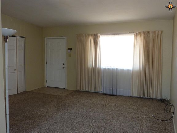 2nd image of 824 Jefferson Ave