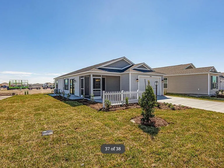 1746 Brody Ct — Photo 35
