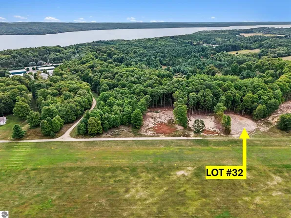 0 E Torchport Ave, Kewadin, MI 49648