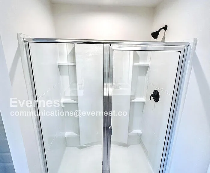 329 Victoria Dr — Photo 7