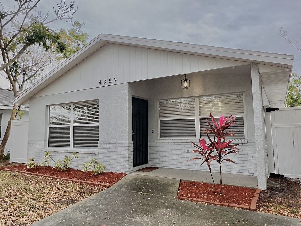 1st image of 4359 Iris St N
