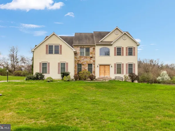 613 Jennersville Rd, Cochranville, PA 19330