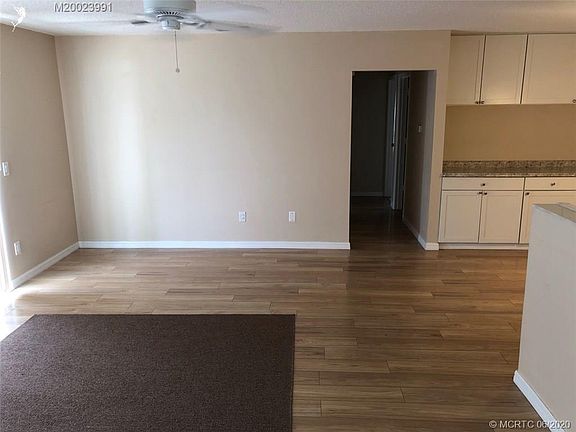4th image of 3912 NW Cinnamon Cir