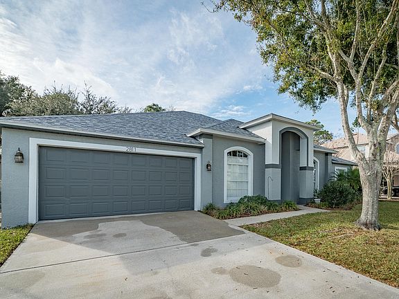 3rd image of 2811 Englewood Dr