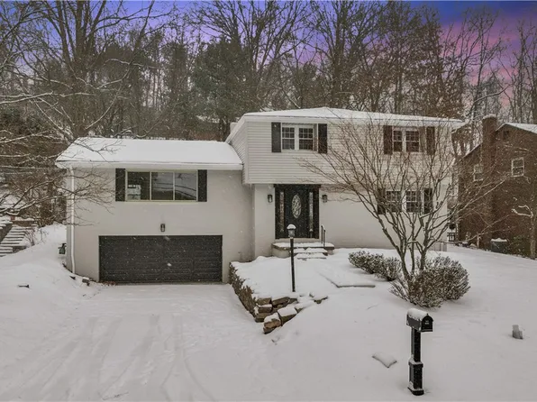 140 Thornberry Dr, Pittsburgh, PA 15235