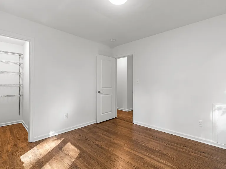 109 Devon Ct — Photo 20