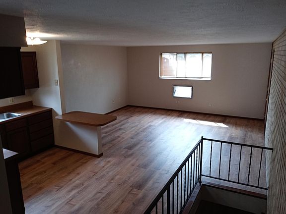 4th image of 5605 Ashland Ave APT 2