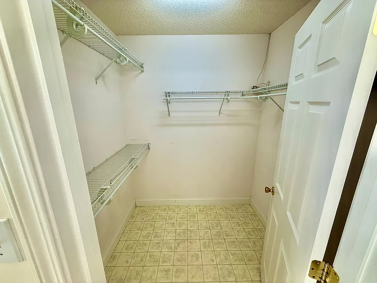 1909 Rommel Dr — Photo 27