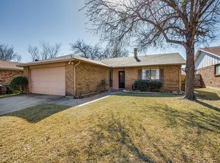 7708 Four Winds Dr, Fort Worth, TX 76133